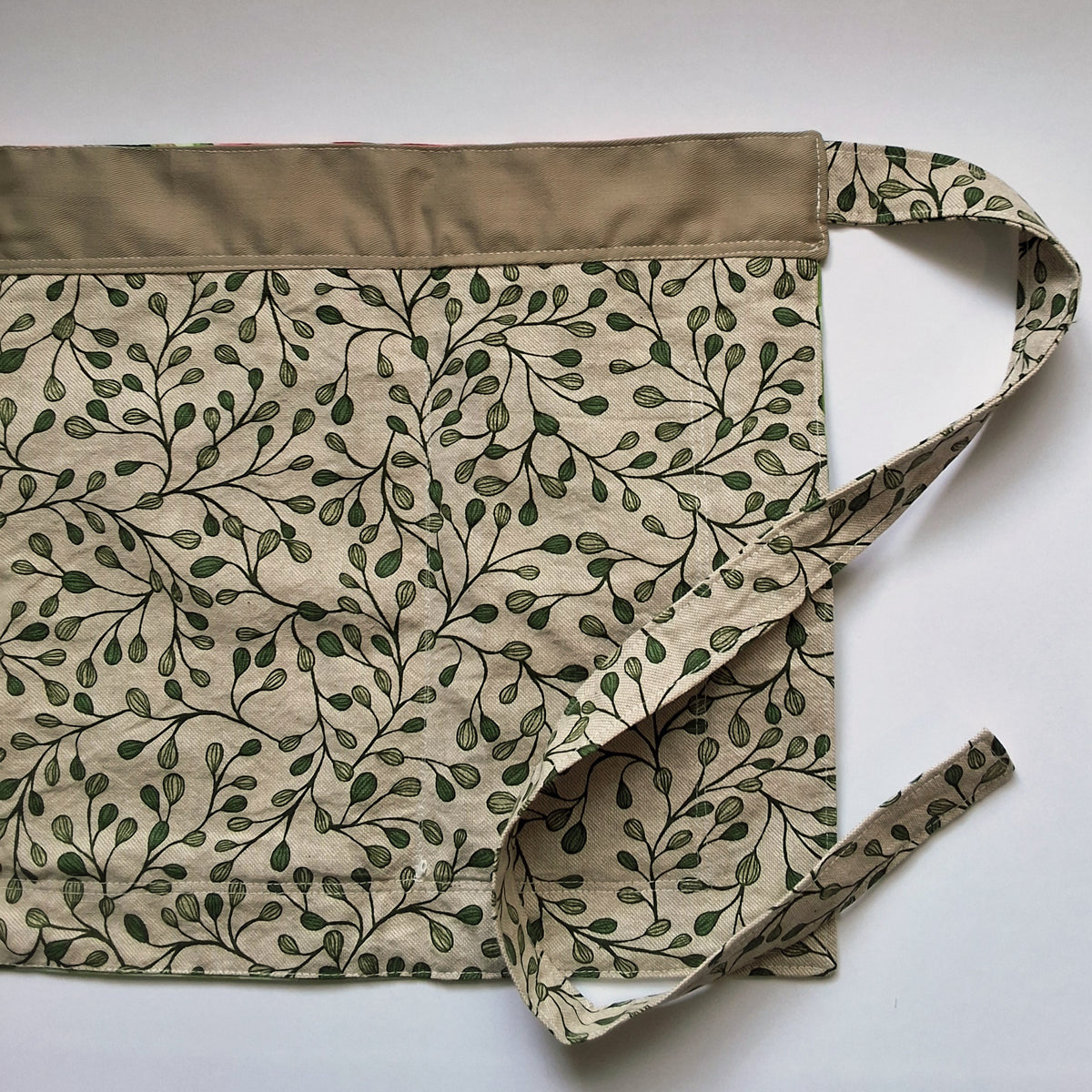 Peonies - gardening apron & gloves gift set
