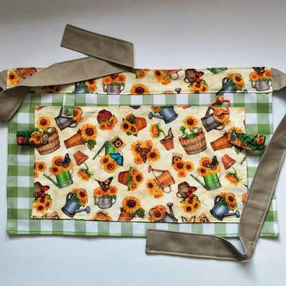 Sunflowers - gardening apron & gloves gift set