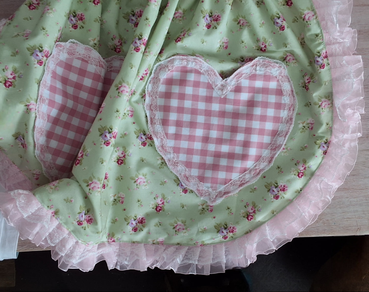 Meadow Sweet Apron