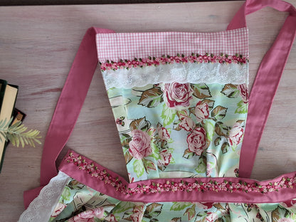 Tea Roses Apron