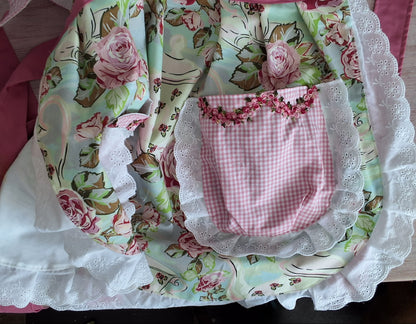 Tea Roses Apron