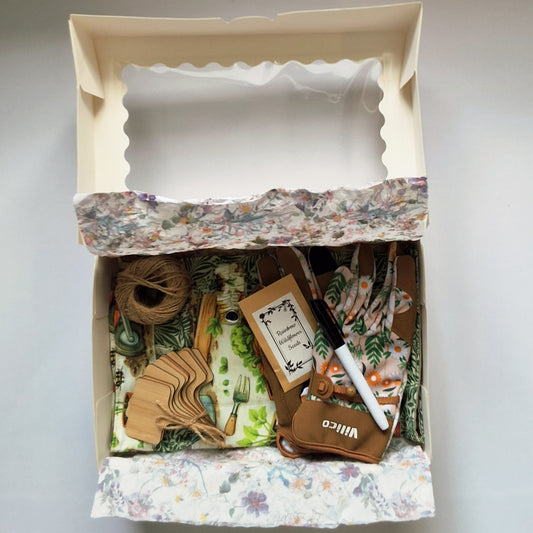 Allotment Tools - gardening apron & gloves gift set