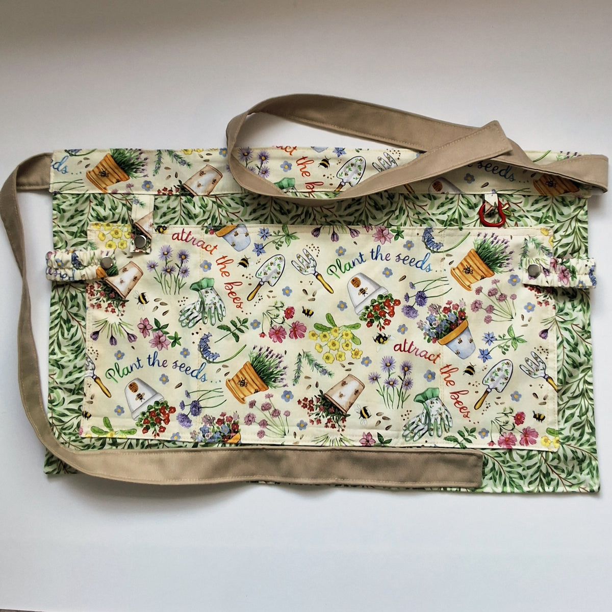 Seeds & Bees - gardening apron & gloves gift set