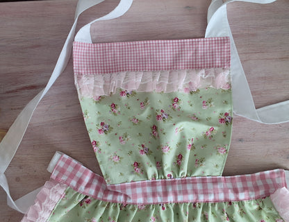 Meadow Sweet Apron